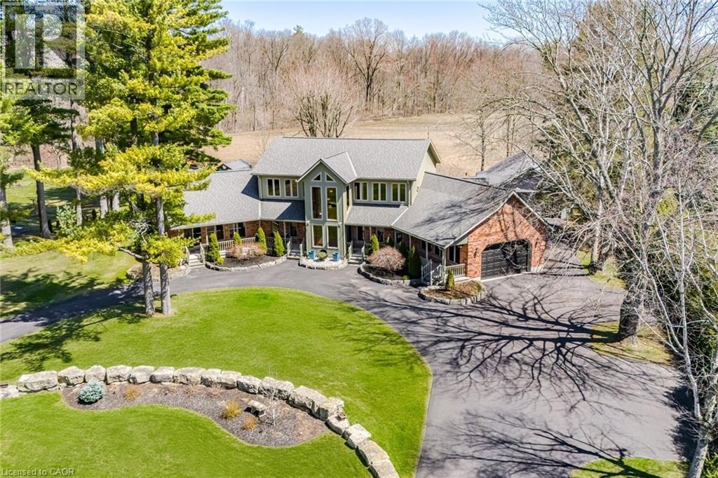 587 HILLCREST Road, Simcoe