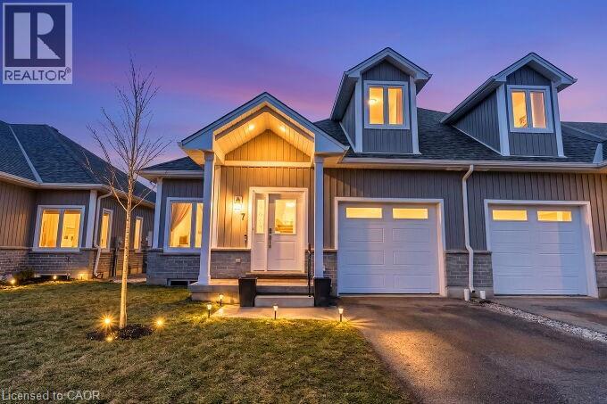 744 NELSON Street W UnitNo. 7, Port Dover