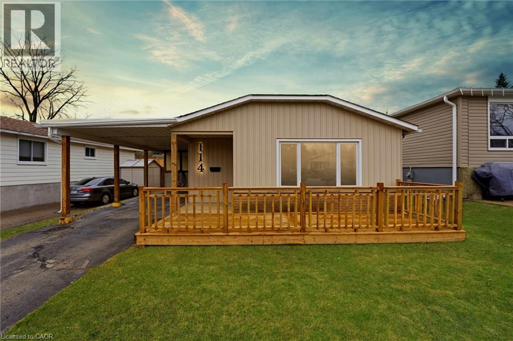 114 CHRISTOPHER Drive, Waterloo