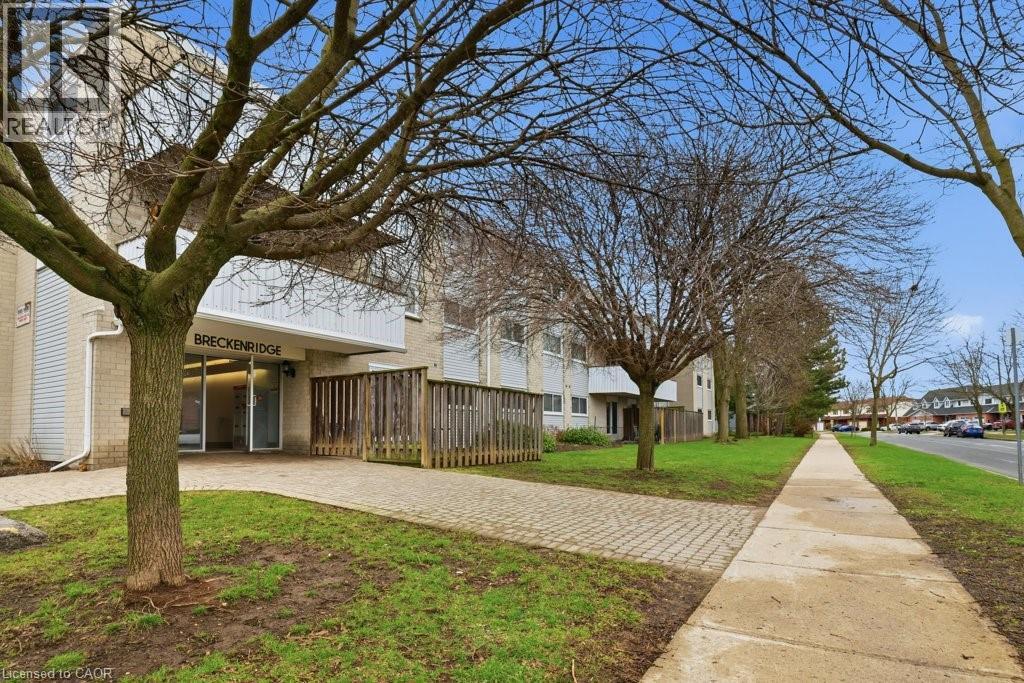 80 BRECKENRIDGE Drive UnitNo. 110, Kitchener