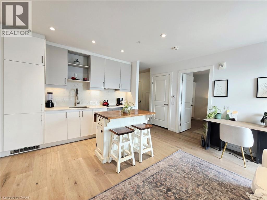 181 KING Street S UnitNo. 1812, Waterloo