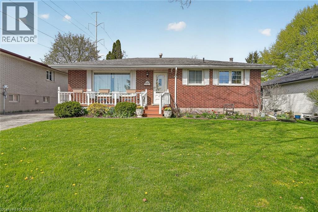 276 BROADVIEW Avenue, Woodstock