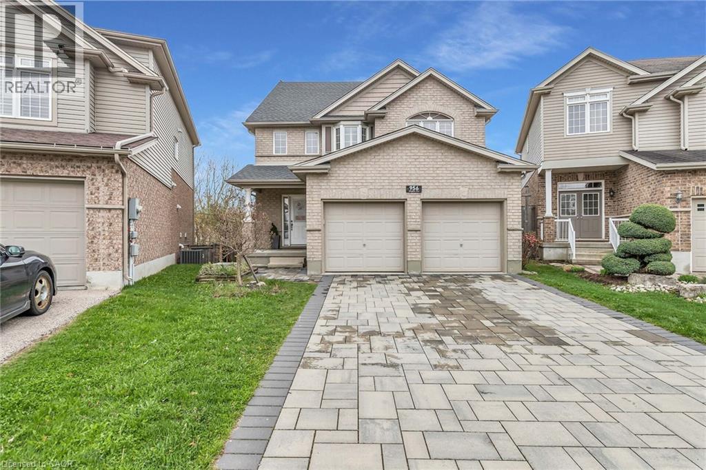 956 BANFFSHIRE Court, Kitchener