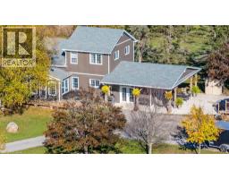 9043 Ridge Road, MLS 40828280