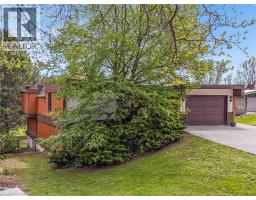565 Fountain Street S, MLS 40832942