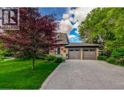 215 Briar Hill Crescent, MLS 40841684
