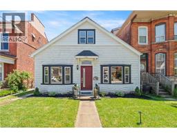 192 Victoria Avenue N, MLS 40837676