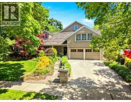 261 Union Boulevard, MLS 40847486