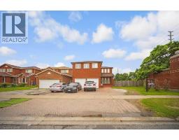 692 Huntington Ridge Drive, MLS 40847596