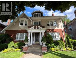 247 Macnab Street S, MLS 40809757