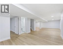 3 ALGONQUIN Avenue - 35
