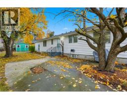 3 ALGONQUIN Avenue - 41