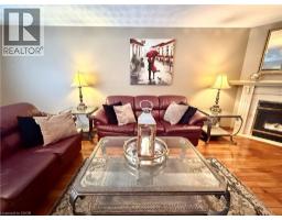 9 SUGARBERRY Court - 12