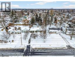 617 LOCK Street W - 2