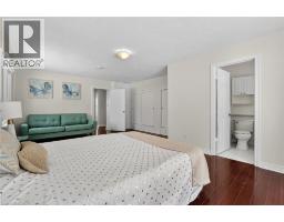 617 LOCK Street W - 29