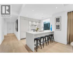 455 WELLINGTON Street W UnitNo. 610 - 7