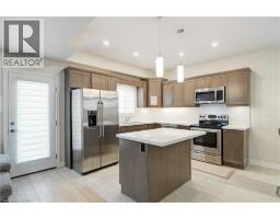 7387 SHERRILEE Crescent - 8