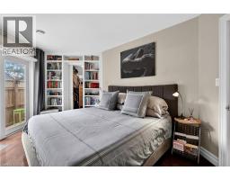 11 PEEL Street - 22