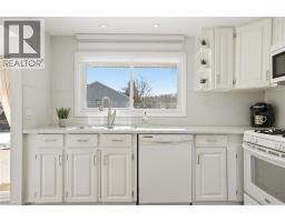 81 THOMSON Drive - 29