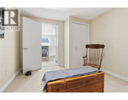 81 THOMSON Drive - 38