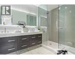 123 MAURICE Drive UnitNo. 105 - 32