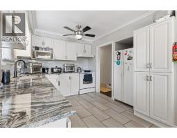 101 VICTOR Boulevard - 10