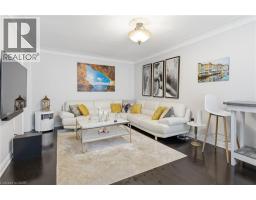 101 VICTOR Boulevard - 16
