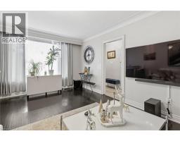101 VICTOR Boulevard - 19
