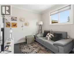 101 VICTOR Boulevard - 21
