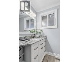 101 VICTOR Boulevard - 24