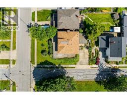 2 CARLETON Street N - 28