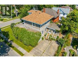 2 CARLETON Street N - 29