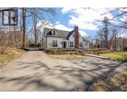 514 WILSON Street E - 2