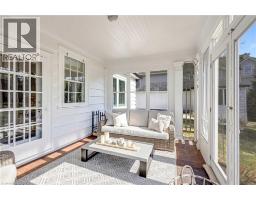 514 WILSON Street E - 21