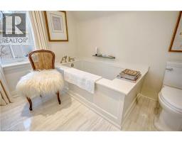 514 WILSON Street E - 29