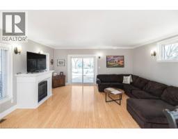 120 CAITHNESS Street E - 11