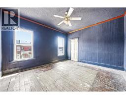 116 CATHARINE Street S - 8