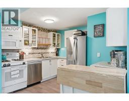 172 STINSON Street - 8