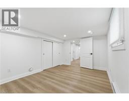 85 MARTINDALE Road - 32