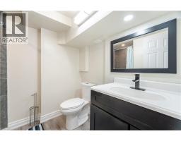 297 MOHAWK Road W - 31