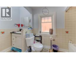 48 BREITHAUPT Street - 18