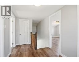 687 UPPER JAMES Street - 17