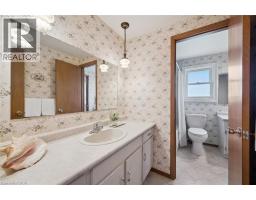 49 RIPLEY Crescent - 21