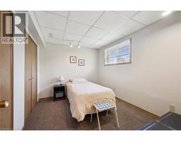 49 RIPLEY Crescent - 30
