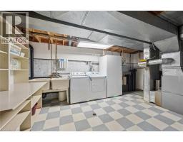 49 RIPLEY Crescent - 31