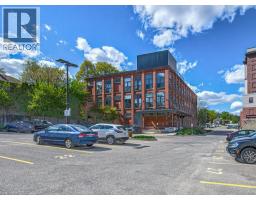 24 CEDAR Street UnitNo. 101 - 4