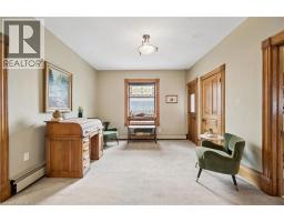 150 WALKER Street - 17