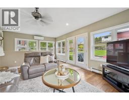150 WALKER Street - 24