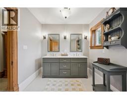 150 WALKER Street - 34