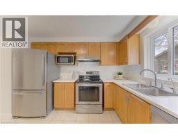 3 MARLIS Crescent - 18